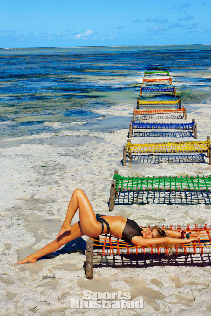 erin-heatherton-2016-web-x159762_tk4_02633-rawwmfinal1920jpg